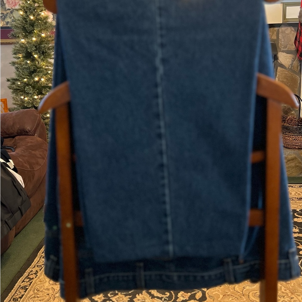 Men’s Levi’s Relaxed fit 540s jeans sz. 56/30. Has been hemmed to 30”inseam. NWT - Picture 4 of 5